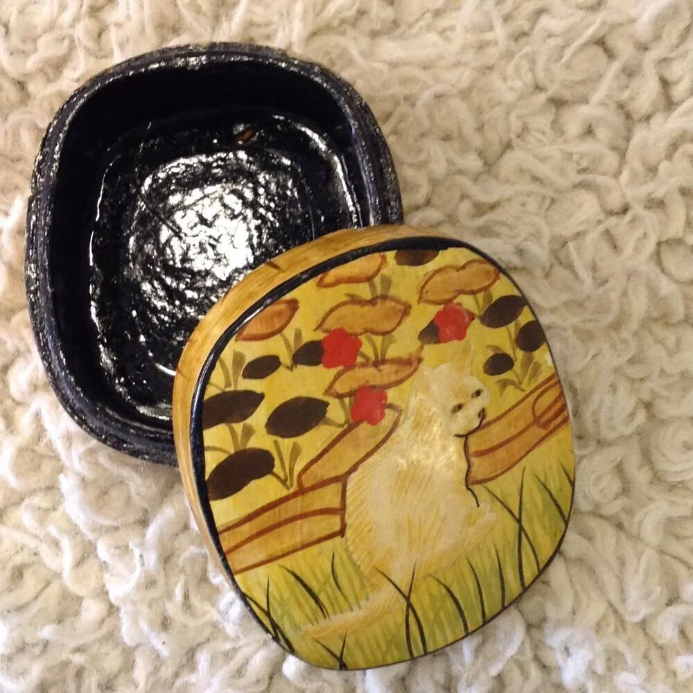 VTG Hand Crafted Wooden/Decorative Trinket Box. Basswood, Cottagecore, Folk Art